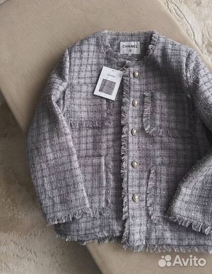 MiuMiu жакет трендовый (топ 2025)