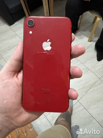 iPhone Xr, 64 ГБ