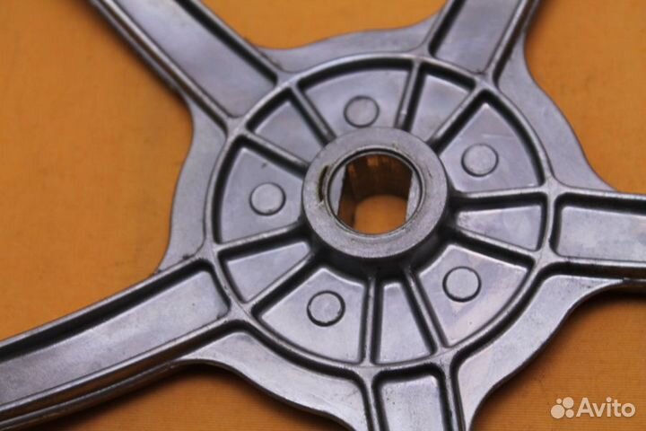 Шкив Whirpool 461975016621 бу. 6371