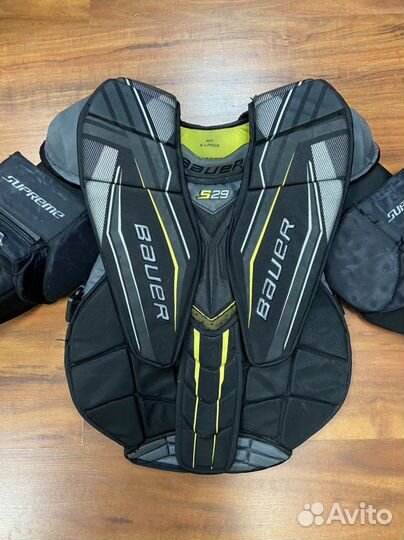 Нагрудник хоккейного вратаря Bauer Supreme S29 INT