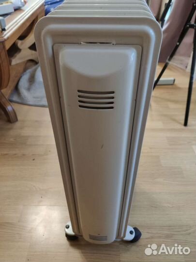 Масляный радиатор De'Longhi H 190715