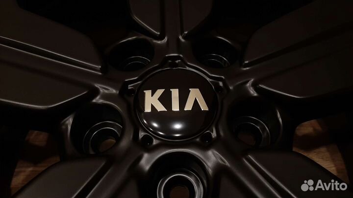 Оригинальные диски KIA Seltos R18 комплект