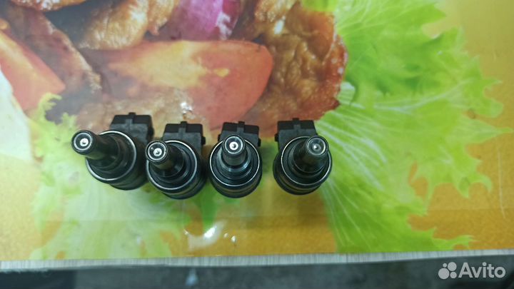 Форсунки 6A906031D 4 шт