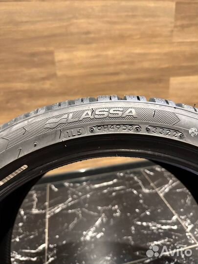 Lassa Snoways 4 245/40 R19 и 275/35 R19 98V