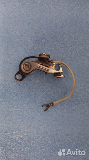 Контакт на мотоцикл