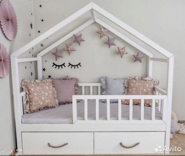 Эко кроватка домик из натурального дерева