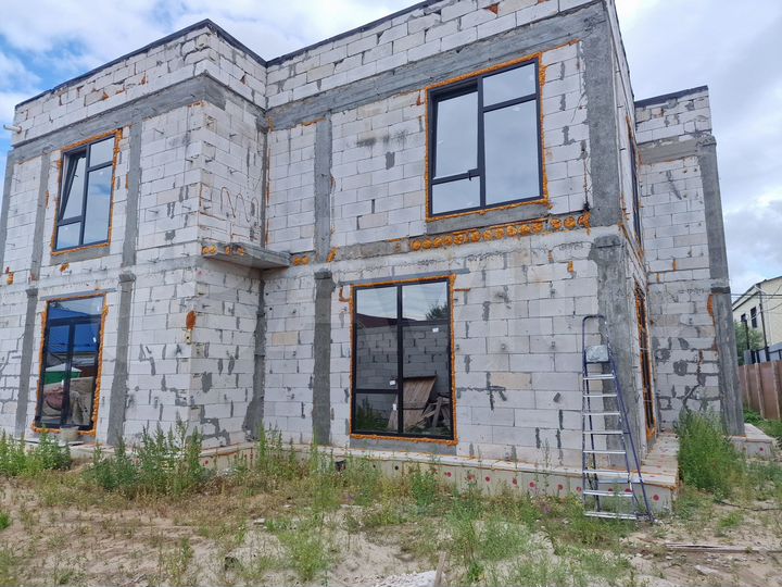 Дом 243,2 м² на участке 12,6 сот.