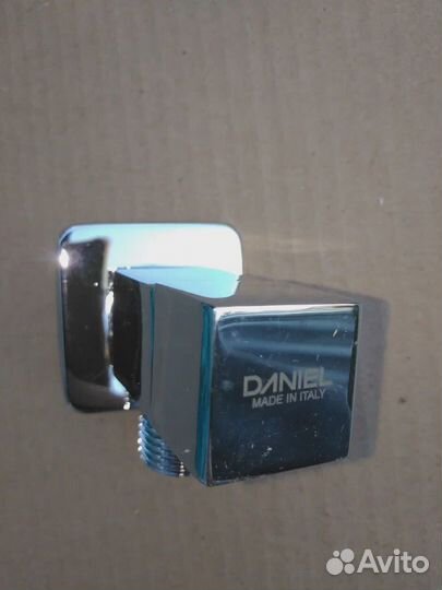 Шланговое подсоединение/вентиль Daniel A600CR хром