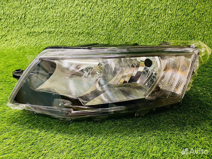 Новые фары Skoda Octavia A7 lll