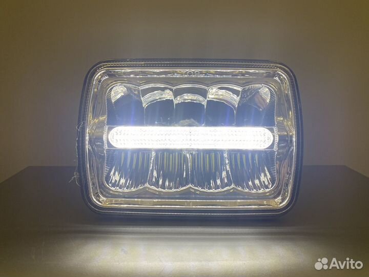 Универсальная LED противотуманная фара с дхо