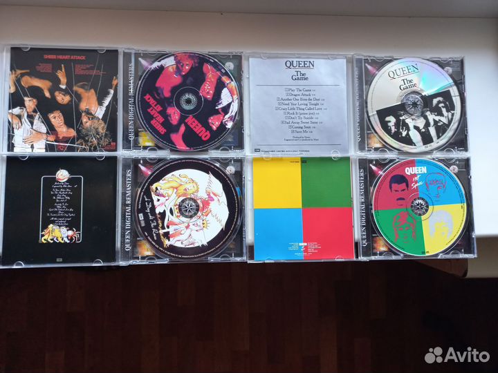 CD диски Queen, The Beatles, Rolling Stones