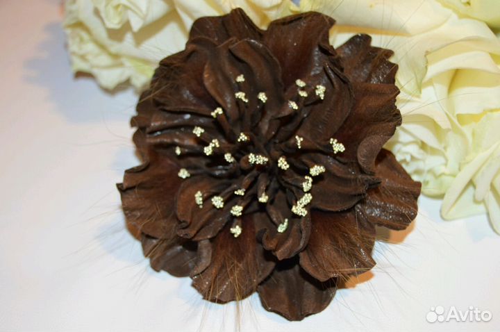 Подарок Цветы из нат.кожи