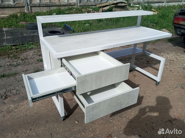 Компьютерный стол новый