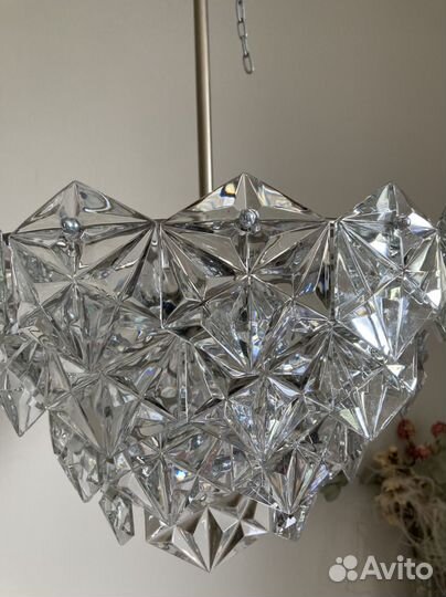 Хрустальная люстра 