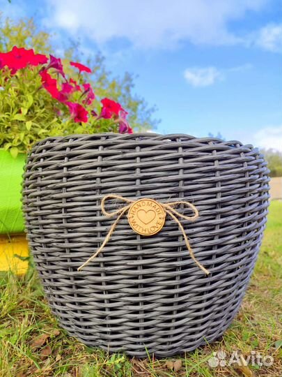 Кашпо из искусственного ротанга 20 и 40 л