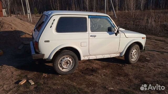 LADA 4x4 (Нива) 1.6 МТ, 2003, 130 000 км