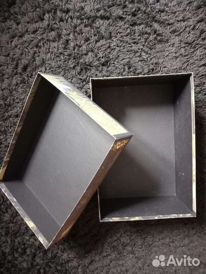 Коробка подарочная