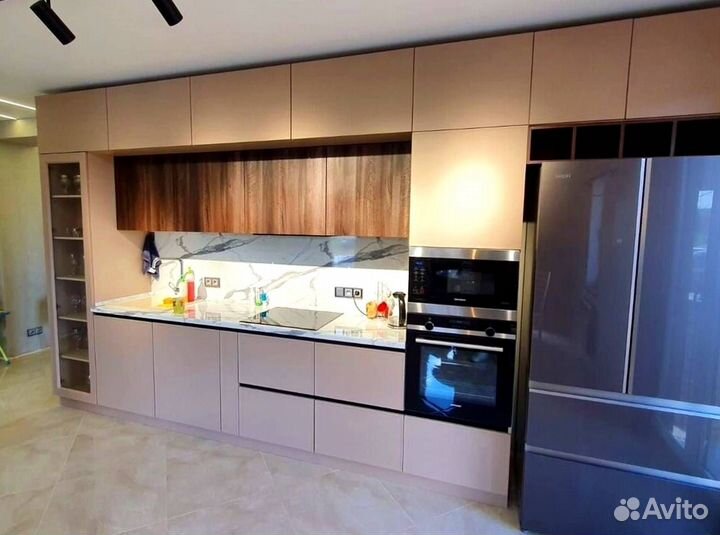 Кухонный гарнитур 