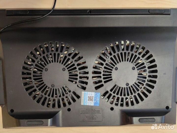 Подставка с охлаждением для ноутбука Deepcool