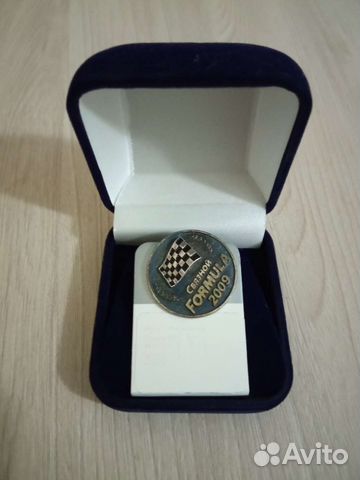 Серебряный значок