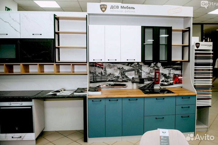 Кухонный гарнитур угловой