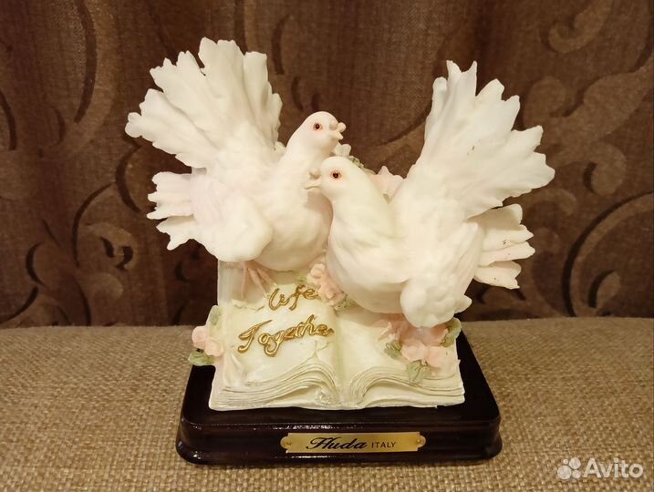 Коллекционная фигурка