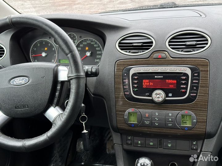 Ford Focus 1.6 МТ, 2006, 235 000 км