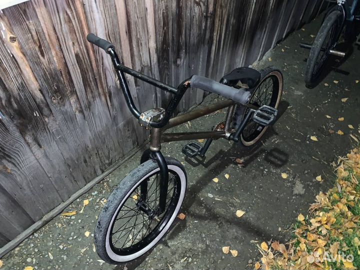 Трюковой велосипед bmx
