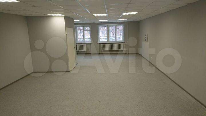 Магазин, офис с отдельным входом, 75 м²