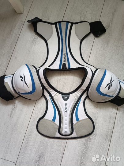 Нагрудник хоккейный reebok 3К jr