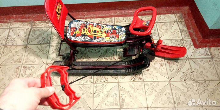 Детский снегокат с колесами