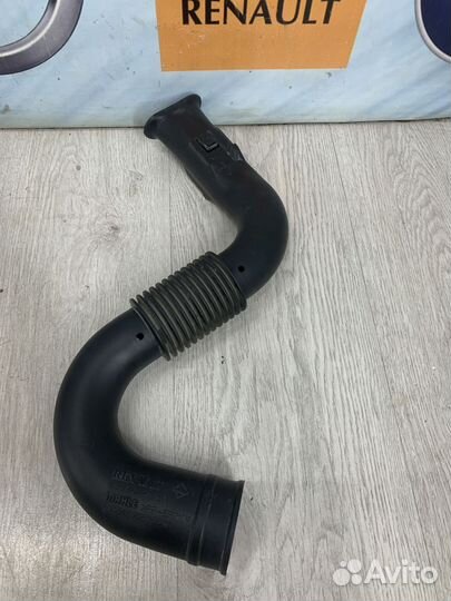 Патрубок воздушного фильтра Renault sandero stepwa