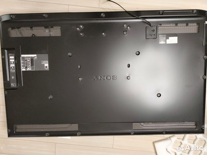 Продам телевизор диагональ 55