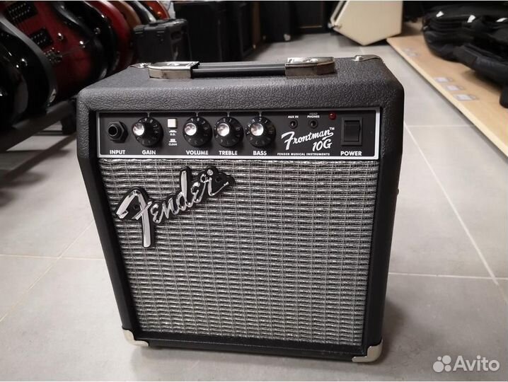 Комбоусилитель fender frontman 10G 10 watts