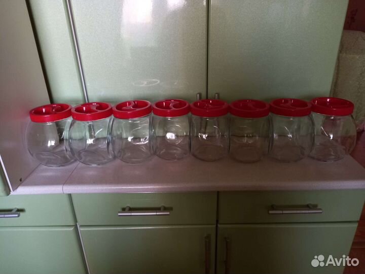 Банка стеклянная