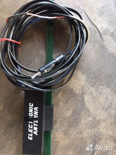 Автомобильная антенна