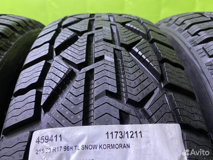 Kormoran Snow 215/60 R17 96H