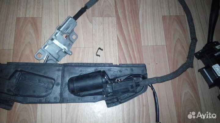 Замок багажника доводчик электрический Audi A8 D3