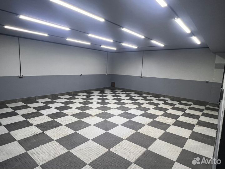 Модульная плитка пвх для гаража 500-500 5мм скрыты