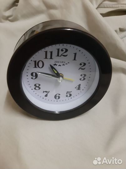 Часы будильник