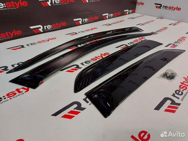 Ветровики Toyota Rush 200 Kanglong