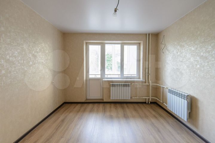 2-к. квартира, 50 м², 1/10 эт.