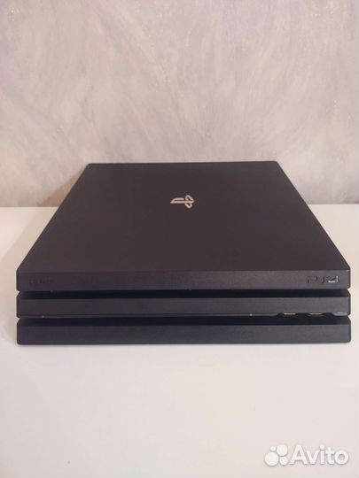 Sony PS4 pro + игра