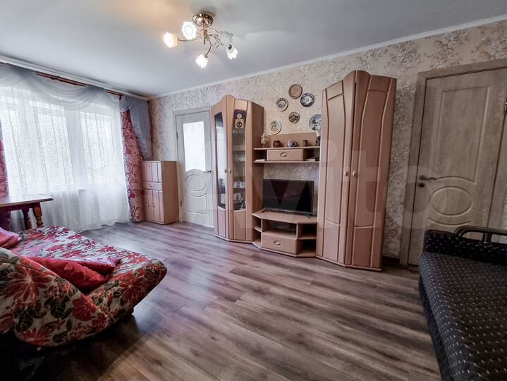 2-к. квартира, 42 м², 3/5 эт.