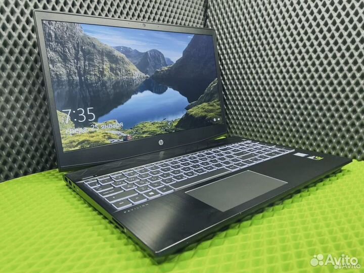 Ноутбук HP Pavilion Gaming i5-8Th/1050Ti 4Gb