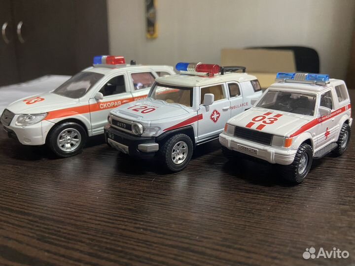 Машинки лотом Скорая помощь(ambulance)