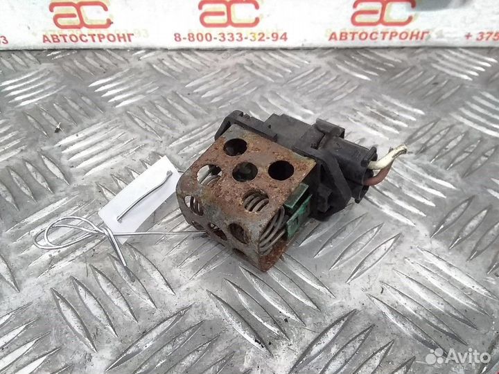 Блок реле Renault Scenic 2 рест. 2008 7700432632