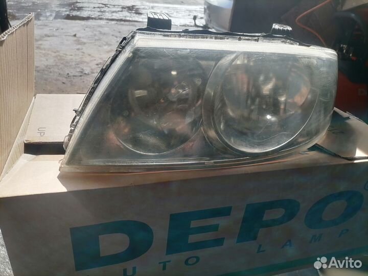 Фары правая левая оригинал ниссан альмера классик
