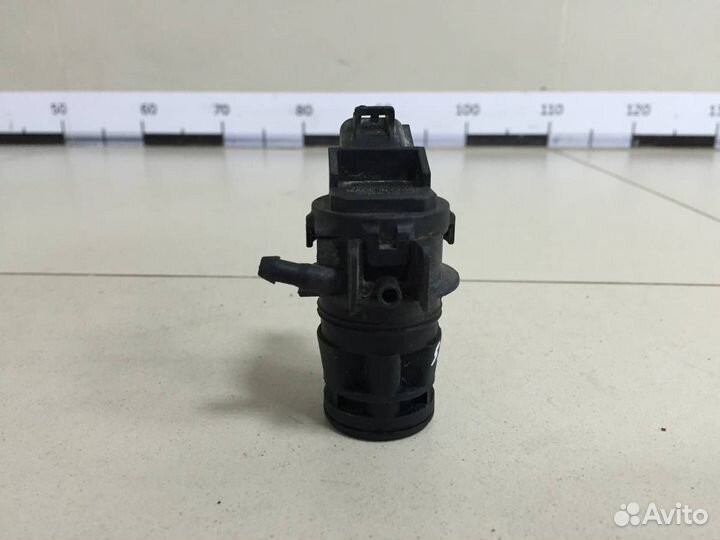 Насос омывателя Toyota Corolla E150 2006-2013