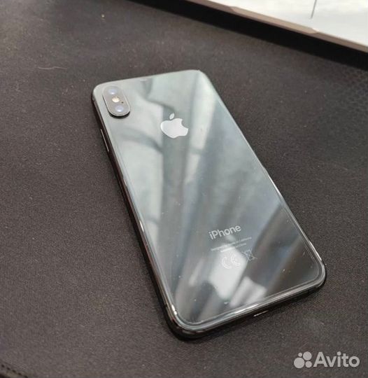 iPhone Xs, 256 ГБ